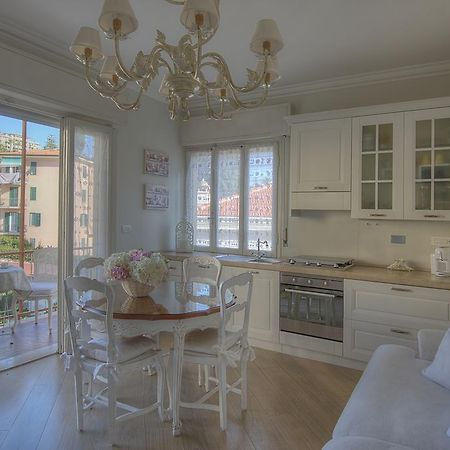Casa Grandis Dimora Di Charme Nel Cuore Di Bordighera Apartment Exterior photo