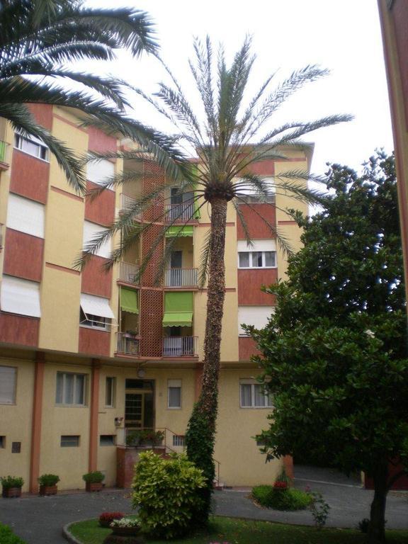 Casa Grandis Dimora Di Charme Nel Cuore Di Bordighera Apartment Exterior photo