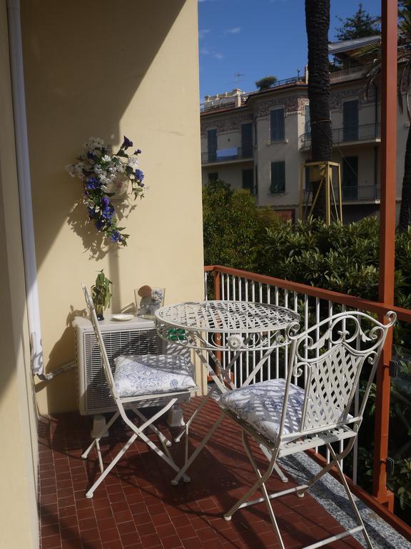 Casa Grandis Dimora Di Charme Nel Cuore Di Bordighera Apartment Room photo