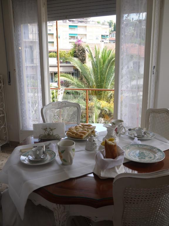 Casa Grandis Dimora Di Charme Nel Cuore Di Bordighera Apartment Room photo