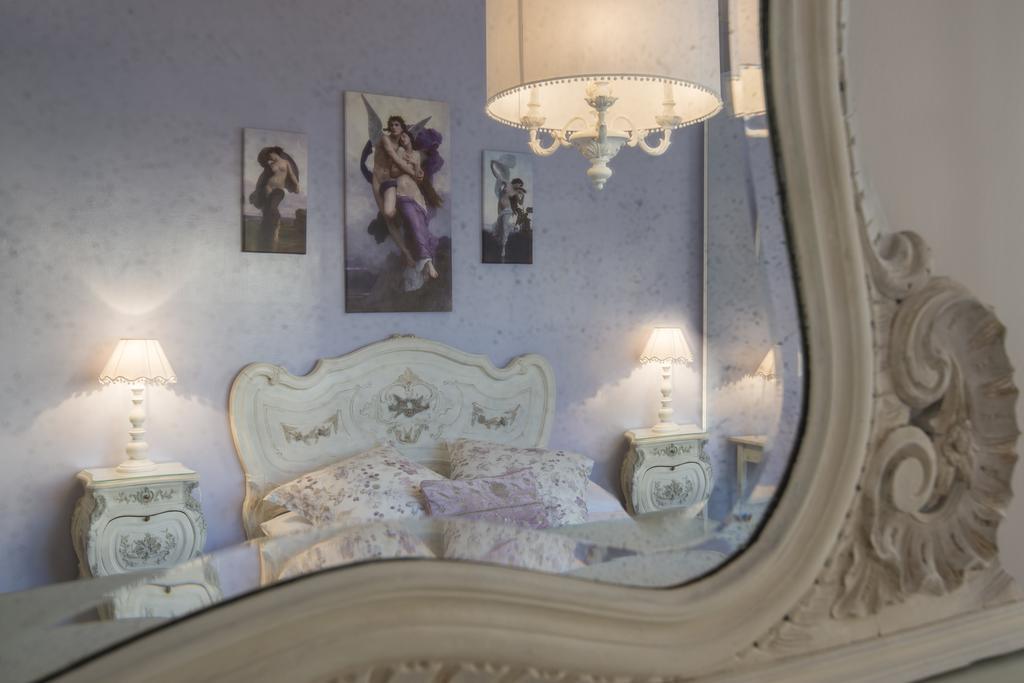 Casa Grandis Dimora Di Charme Nel Cuore Di Bordighera Apartment Exterior photo